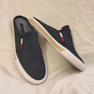 Tommy Hilfiger Women's‎ Frank Canvas Shoes BRAND NEW!!!